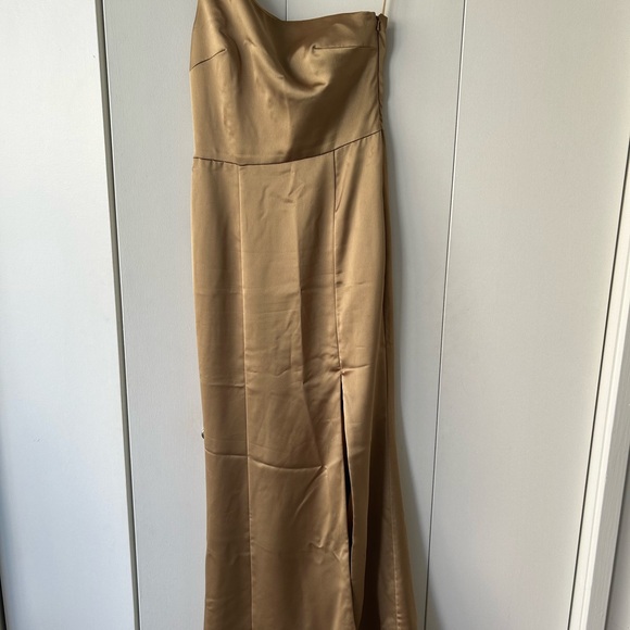 Selling Amsale Kaia dress in gold. Hemmed to work for 5’6” with a 2 in heel - Picture 3 of 4